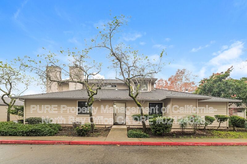 Santa Rosa Condo: 403 Mission Blvd.