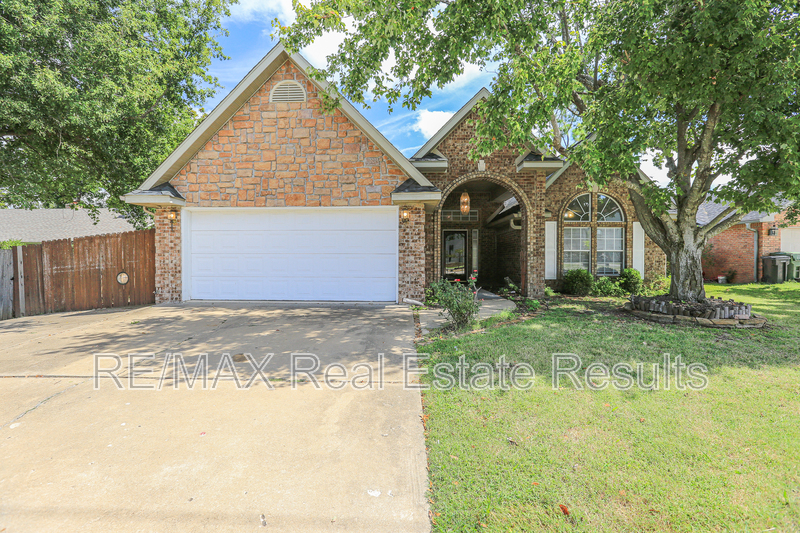 Rogers House: 407 N 40th St