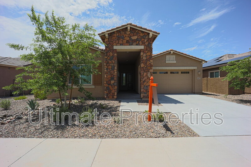 Peoria House: 25172 N 106th Dr
