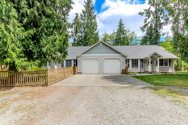 Graham Condo: 25807 87th Ave Ct E