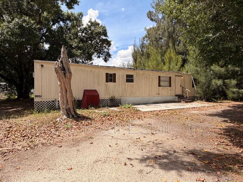 North Fort Myers House: 8146 Tolles Dr.