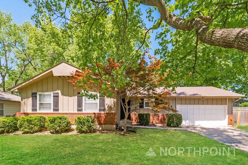 Independence House: 808 N Piute Ave