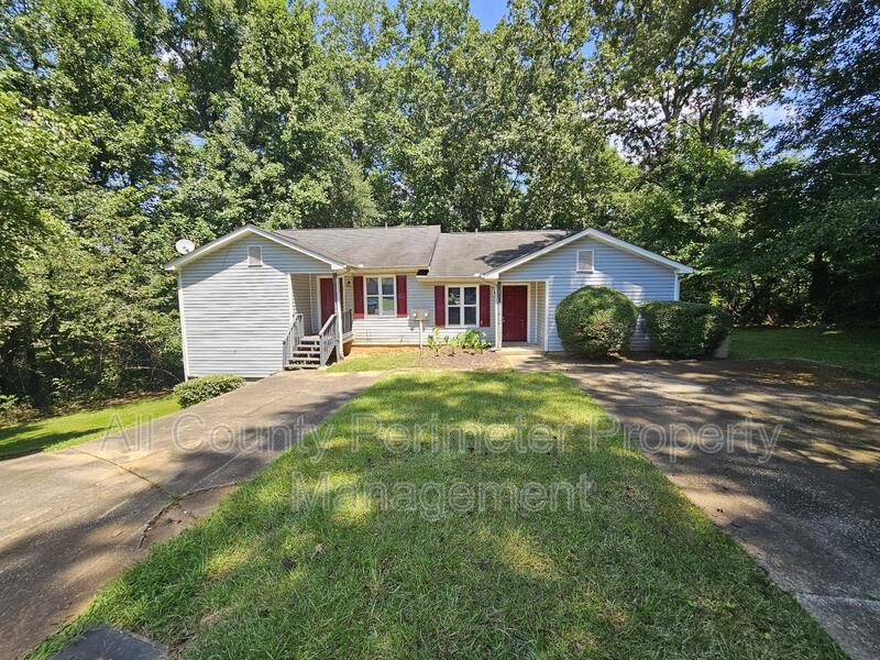 Austell Condo: 2460 Washington Drive