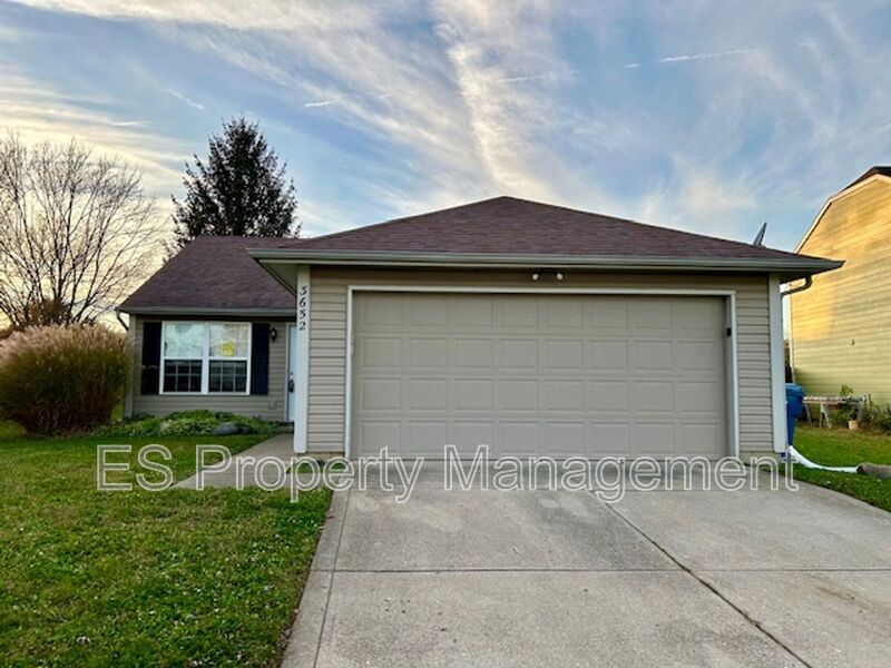 Wonderful 3B/2B Ranch home on Indy's East side  - Photo 2