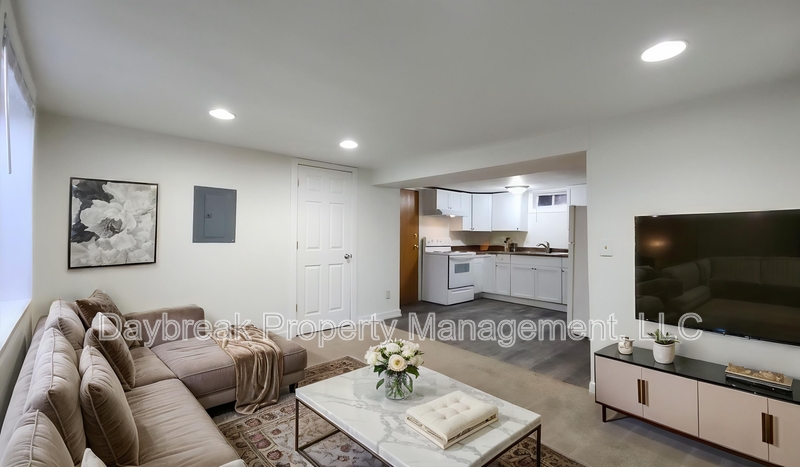 Fargo Condo: 6 11th Street S. - 4