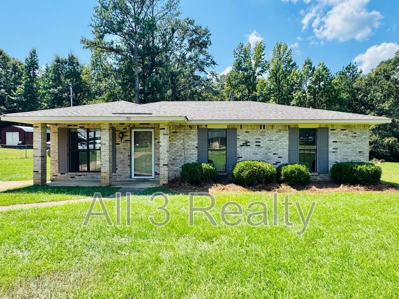 Pike Road House: 731 St Martins Drive