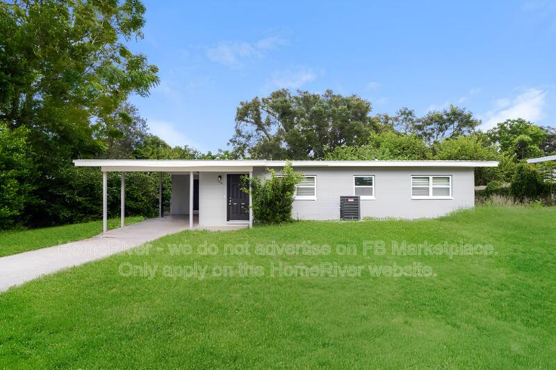 Winter Haven House: 540 17th St NE