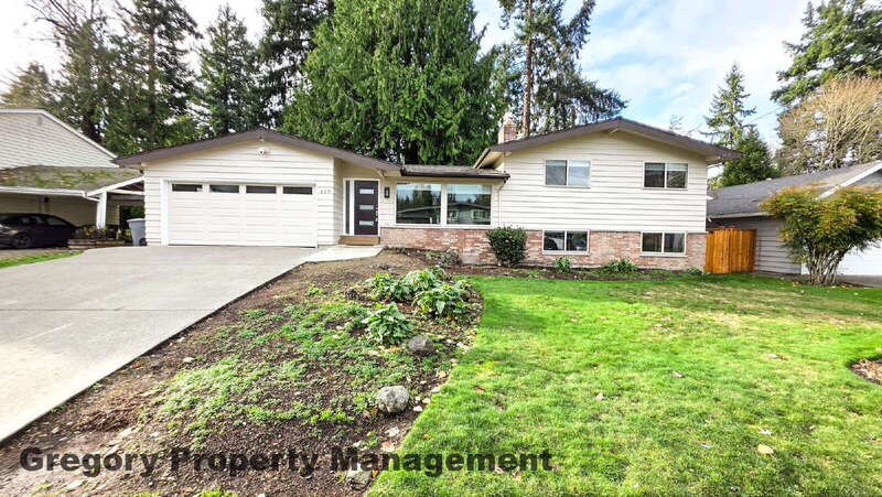 Bellevue House: 117 154th Pl NE