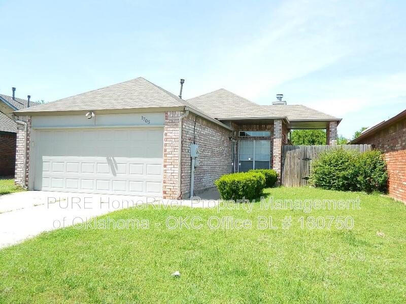 Moore House: 1705 SW 23rd St