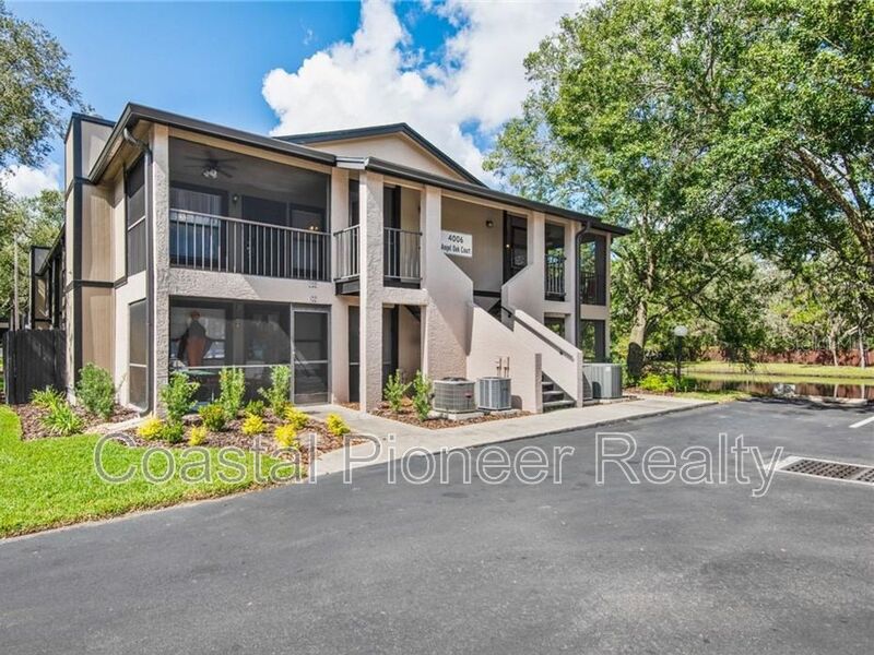 Tampa Condo: 4006 Angel Oak Ct