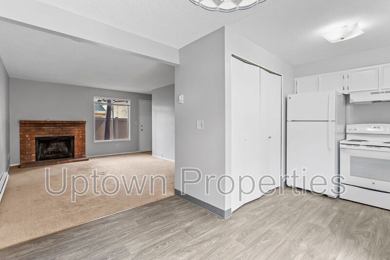 Portland House: 8313 SE 17th Avenue