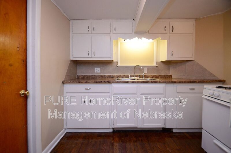 Omaha Condo: 1021 S 30th Ave