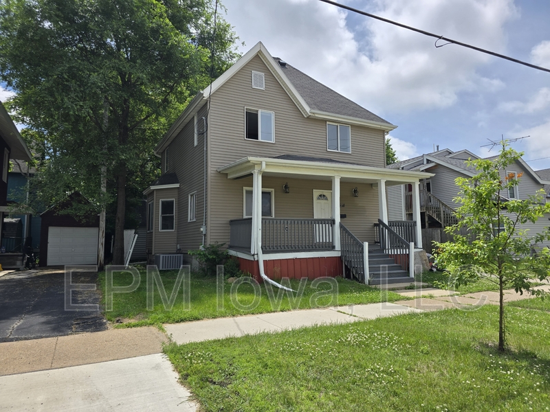 Waterloo House: 518 East 2nd Street