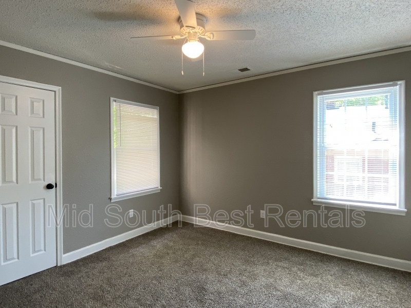 Request a Viewing for 1056 S Highland St (Sherwood Forest) Tenant Turner