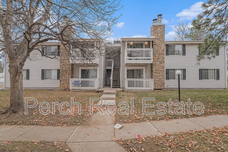 Aurora Condo: 14424 E Colorado Drive - 202