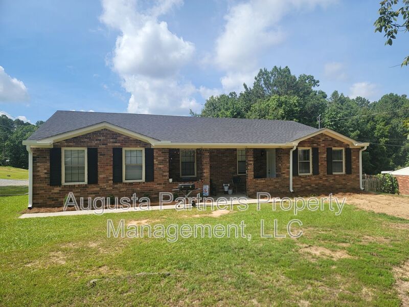 Martinez Condo: 134 Stoneybrooks Pl