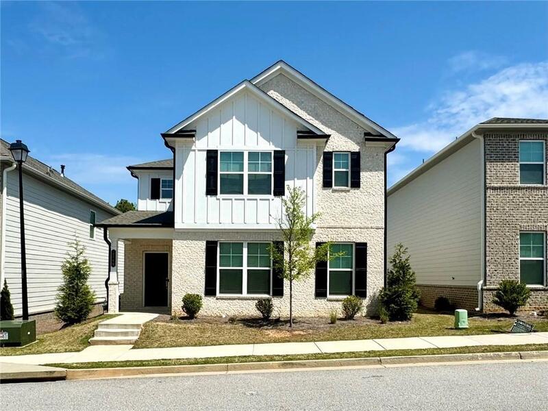 Hoschton House: 2149 Wood Thrush Way