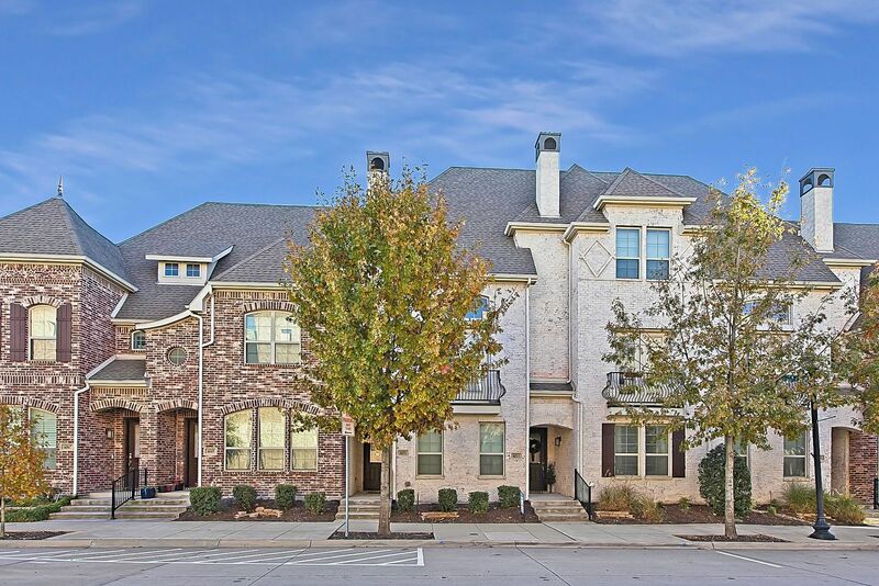 Frisco House: 6031 Page Street