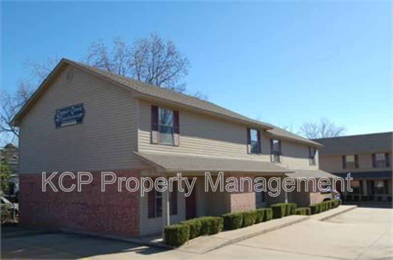 Fort Smith Condo: 3210 Phoenix - B
