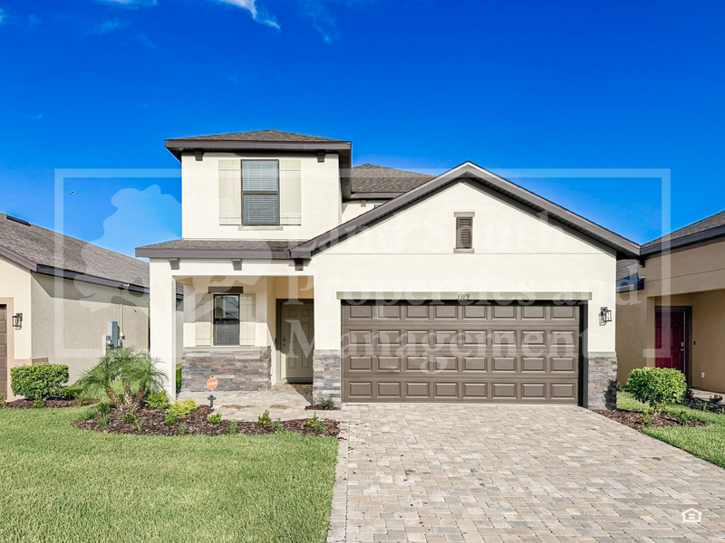 Lakeland House: 3389 Cup Drive