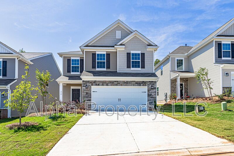 Taylors House: 314 Willow Wynter Ln