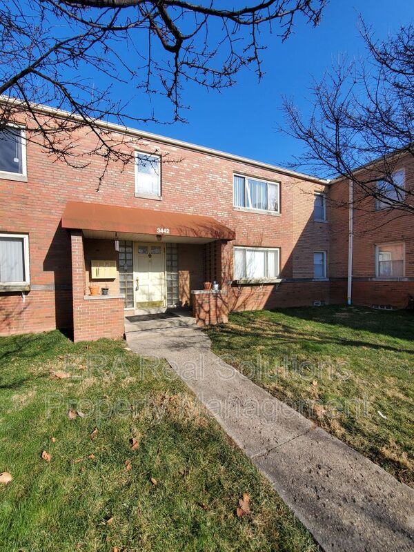 Columbus Condo: 3442 D East Broad Street