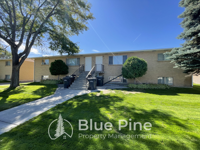 Idaho Falls Condo: 1489 Mountain View Lane