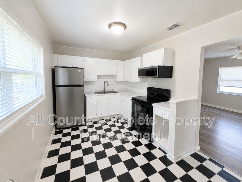 Main Rental Photo 6