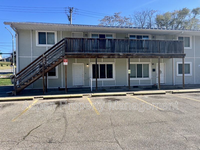 Burlington Condo: 2101 Division Street