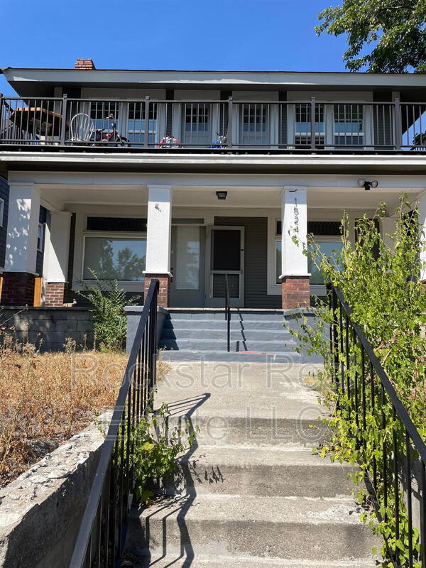Spokane Condo: 1524 W Gardner Ave