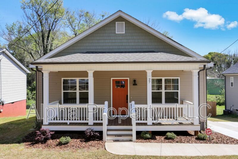 Greenville House: 27 Burgess Ave