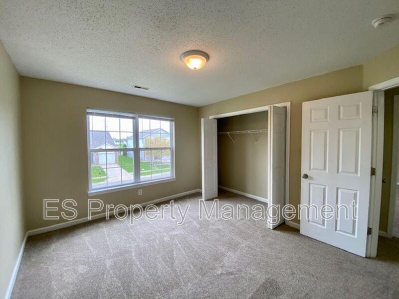 Wonderful 4 Bedroom 2.5 Bathroom Two Story Home in Lawrence! - Photo 31