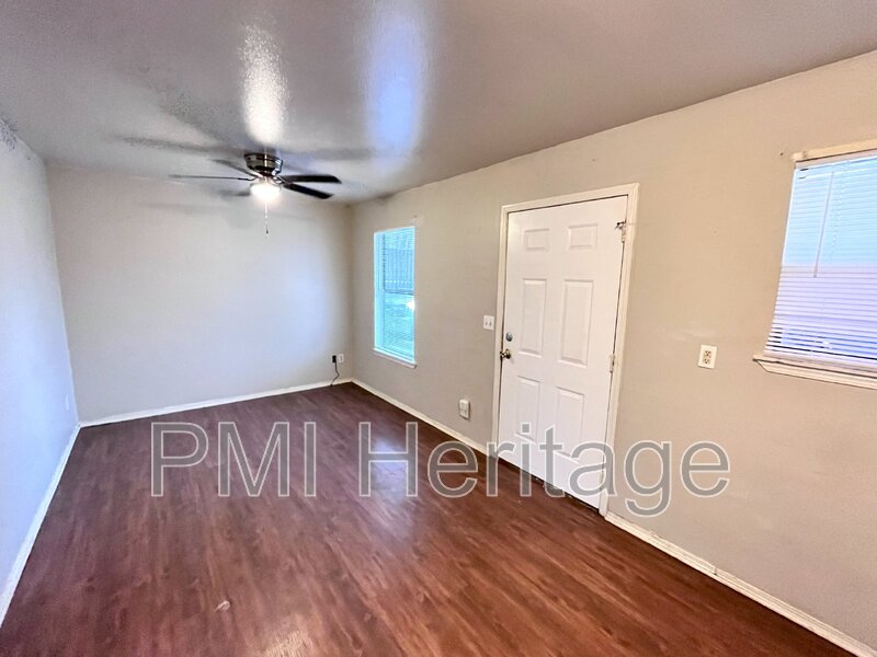 Springdale Condo: 809 E Huntsville Ave