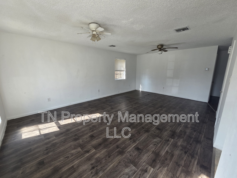 Lafayette Condo: 202 Belgium Street Apt A