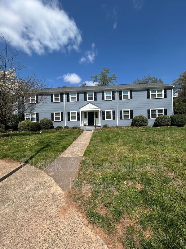 Winston-Salem House: 2509-A Miller Park Circle