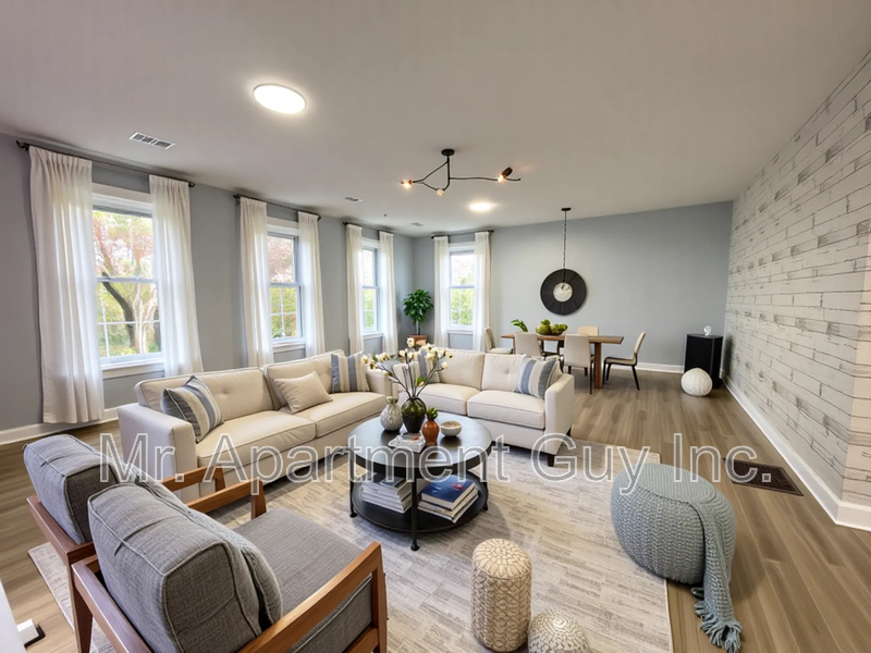 Niagara Falls Condo: 1974 Portage Road