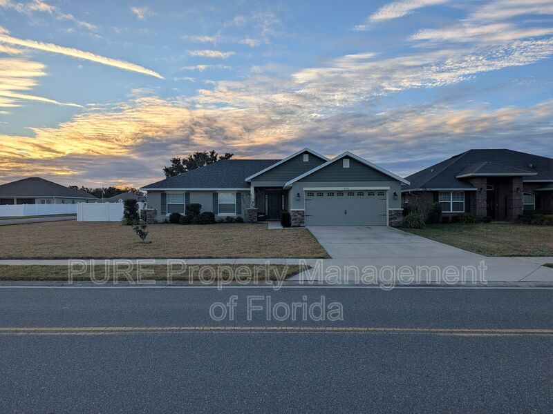 Wildwood House: 9750 Pepper Tree Place