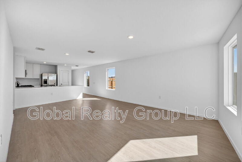 San Antonio House: 10647 Nye Street