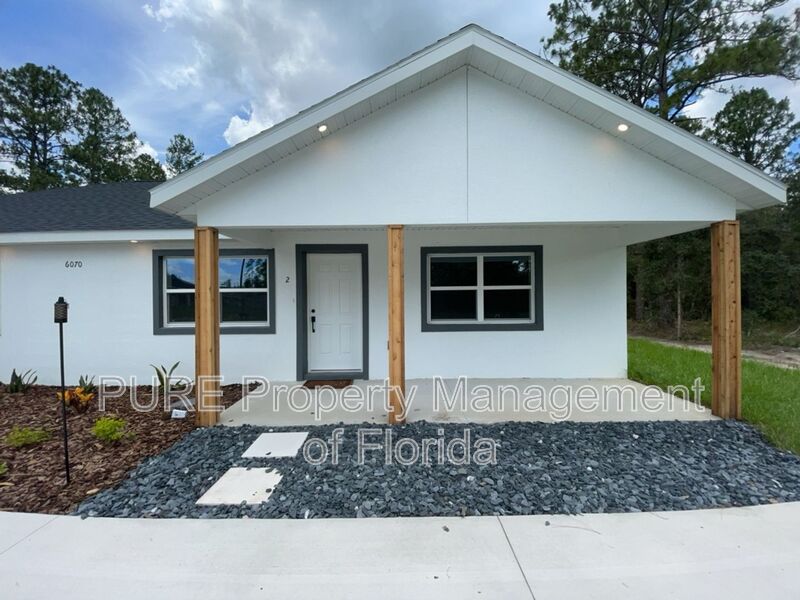 Ocala House: 6070 SW 137th Street