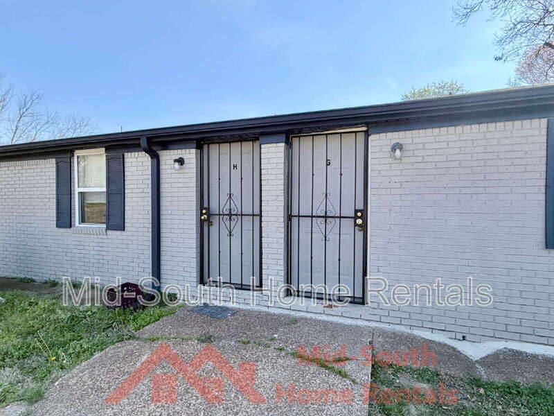 Covington Condo: 200 N Tipton St