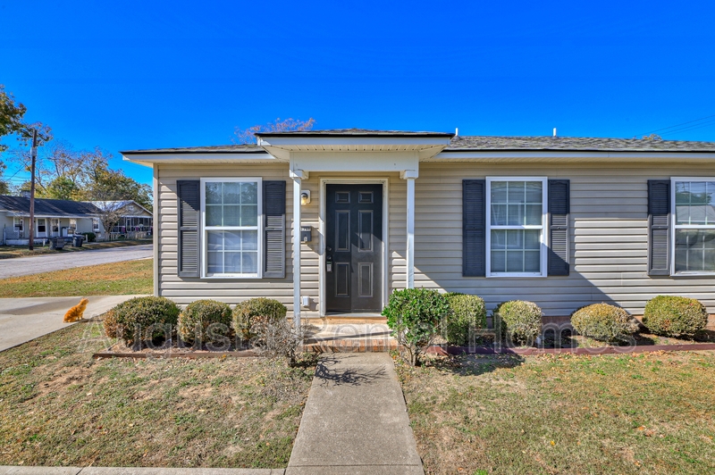 Augusta Condo: 1718B Hicks Street