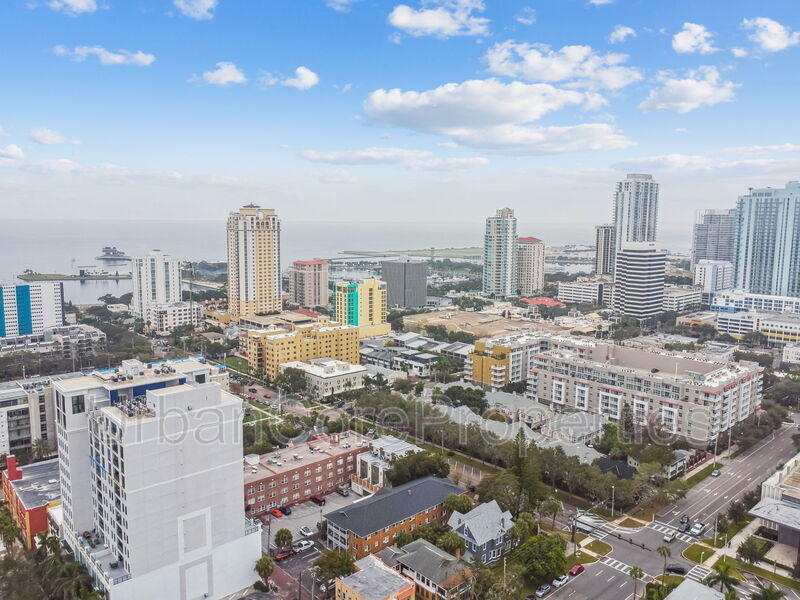 St Petersburg Condo: 249 4th Ave N