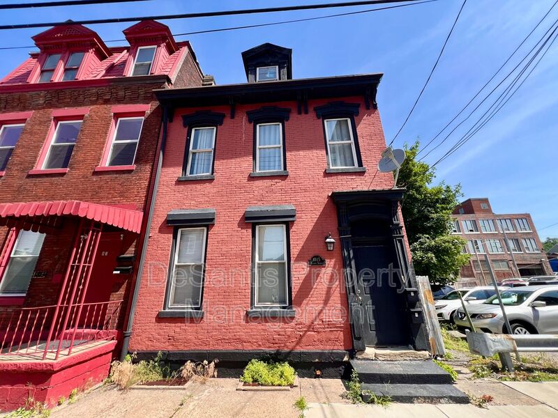 Pittsburgh Condo: 1815 Locust Street