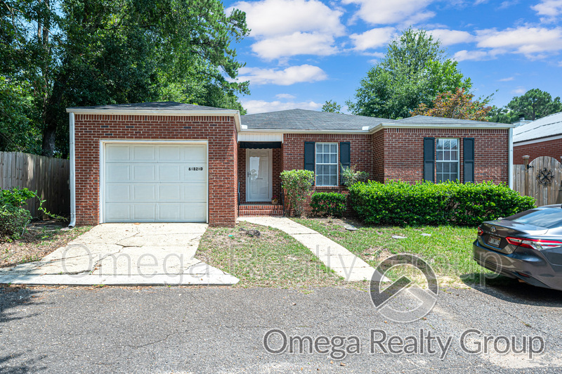 Mobile House: 6482 Cedar Bend Ct