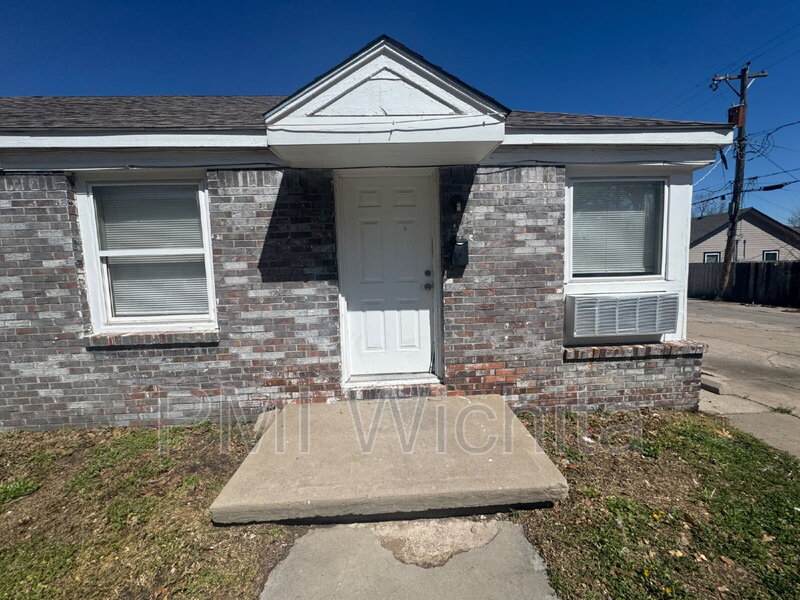 Wichita Condo: 824 South Water Street