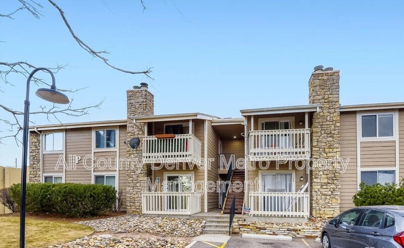 Denver Condo: 4400 S Quebec St