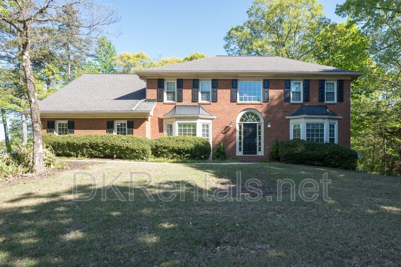 Johns Creek House: 3690 Aubusson Tr