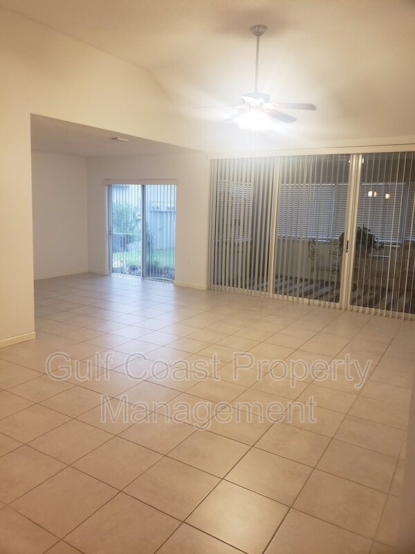 5112 34th Street Court West Bradenton FL 34210 - Photo 9