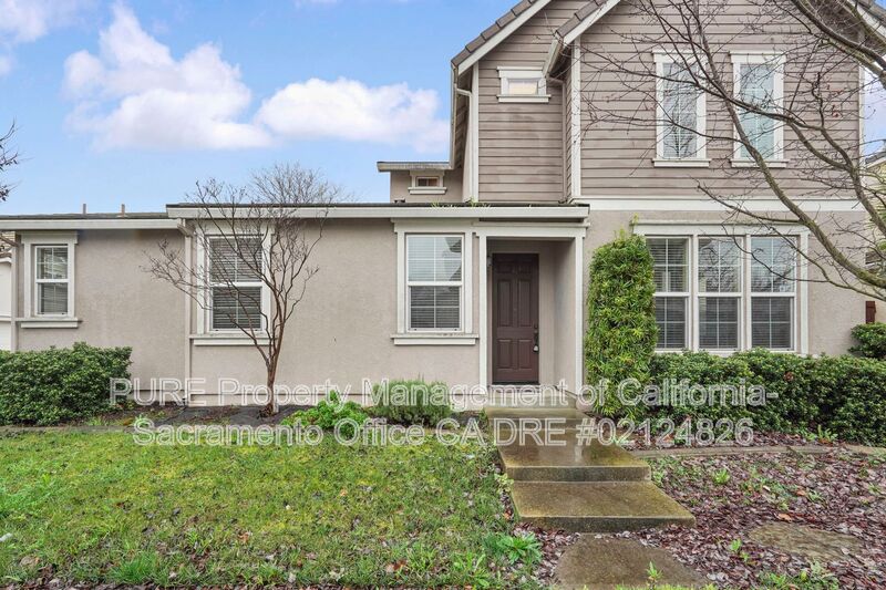 SACRAMENTO House: 441 Picasso Cir