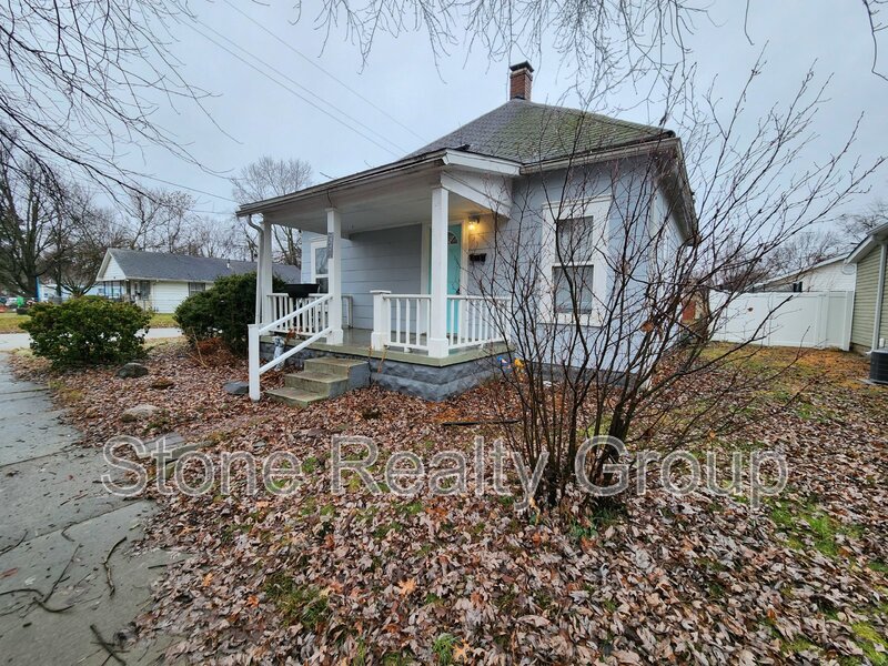 Terre Haute House: 827 S 24th Street